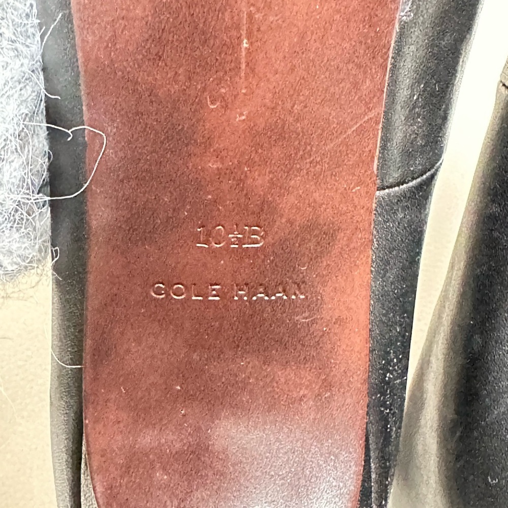 Cole Haan Black Leather Pointed-Toe Pumps - Picture 4 of 6